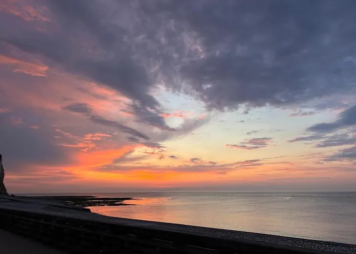 New L'écho Des Falaises 50 Mètres De La *