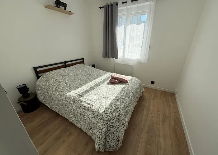 New L'écho Des Falaises 50 Mètres De La