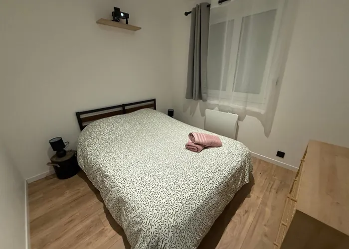 New L'écho Des Falaises 50 Mètres De La